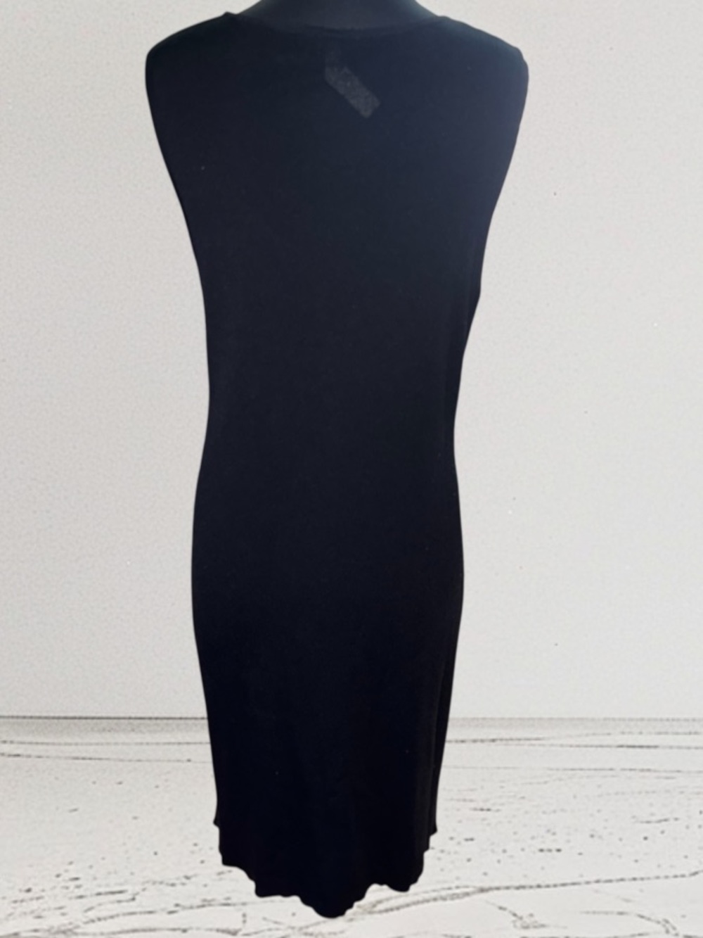 Vince Camuto Geometric Knit Shift Dress, P2P:18.5-20”, L:41.5” - Picture 7 of 9